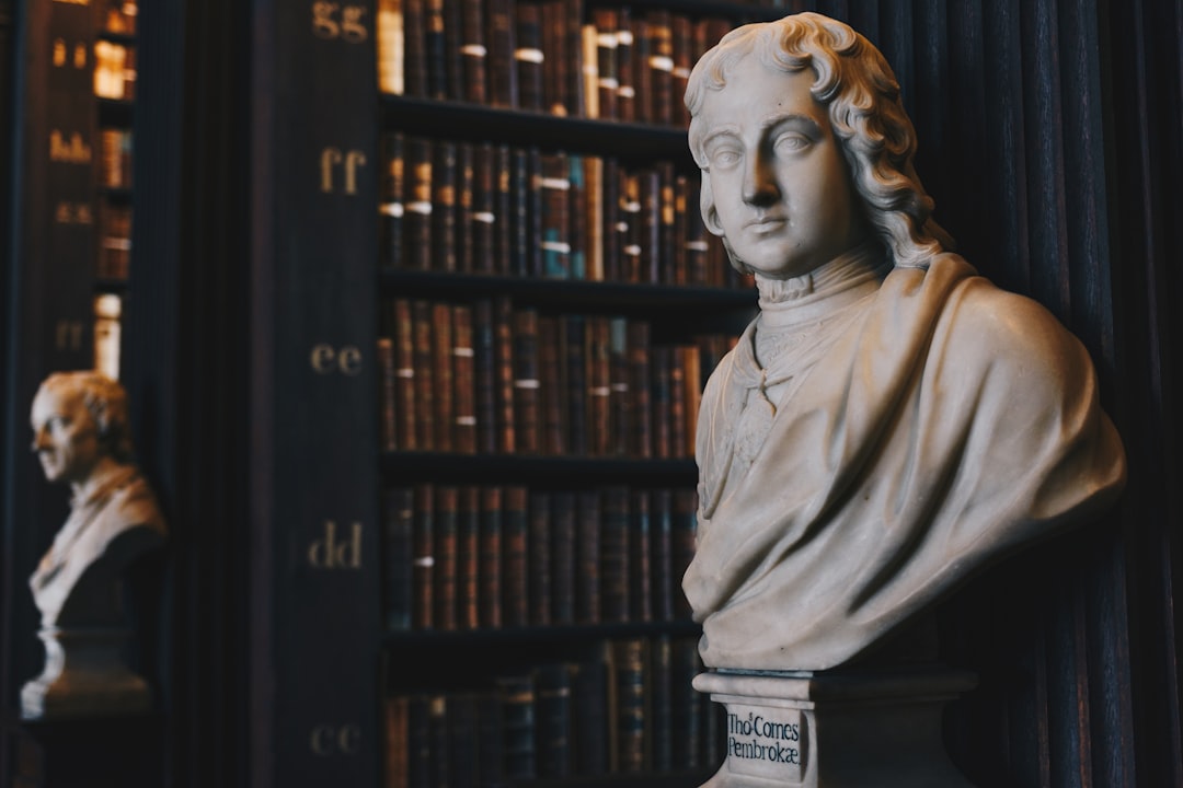 Photo Noun: Statue Image: Sculpture